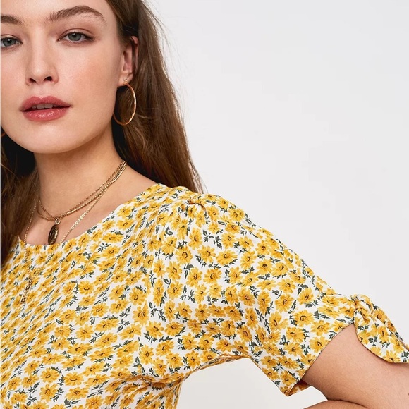 Faithfull The Brand Daphne Yellow Floral Mini Dress (19) - Picture 4 of 9